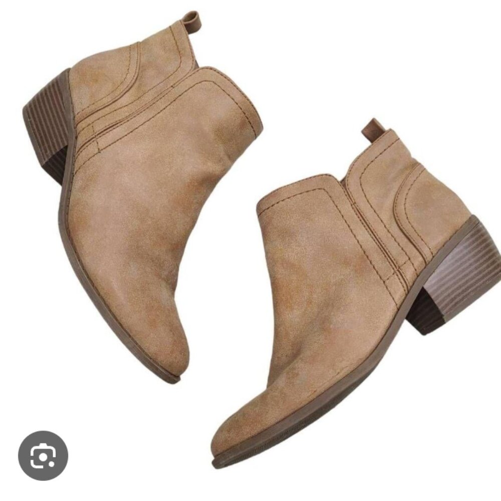 GUESS Women's Taupe Ankle Boots